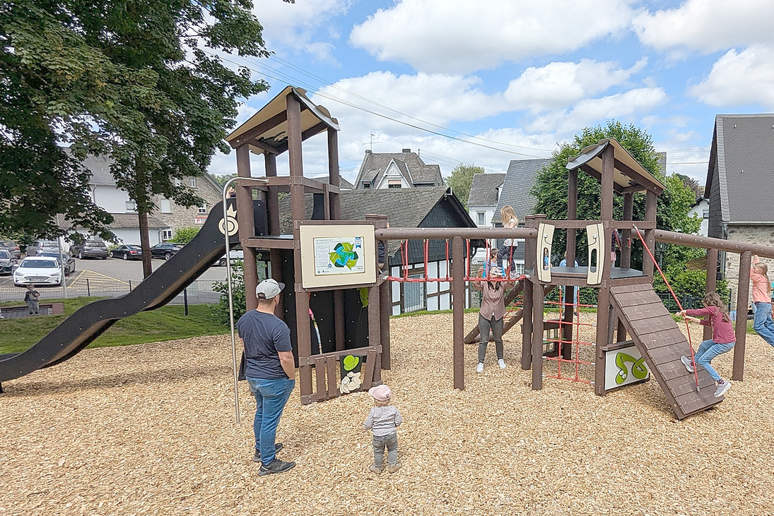 Einweihung Mehrgenerationenplatz